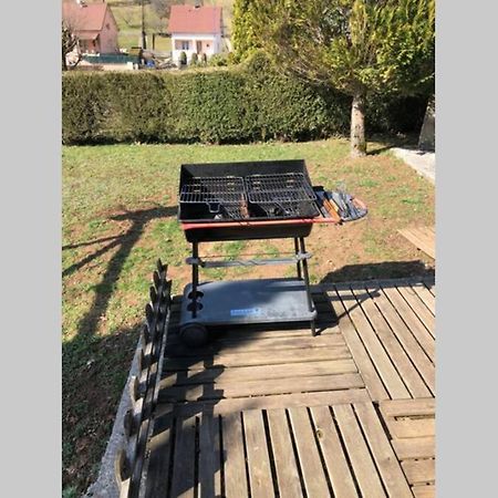 Logement au calme dans une maison. Moirans-en-Montagne Extérieur photo