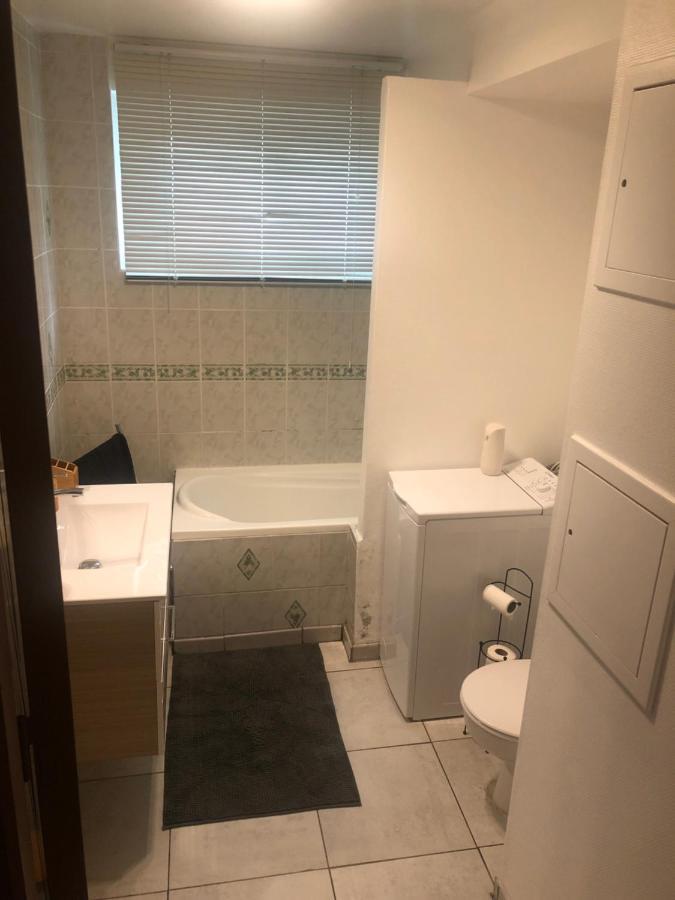 Logement au calme dans une maison. Moirans-en-Montagne Extérieur photo